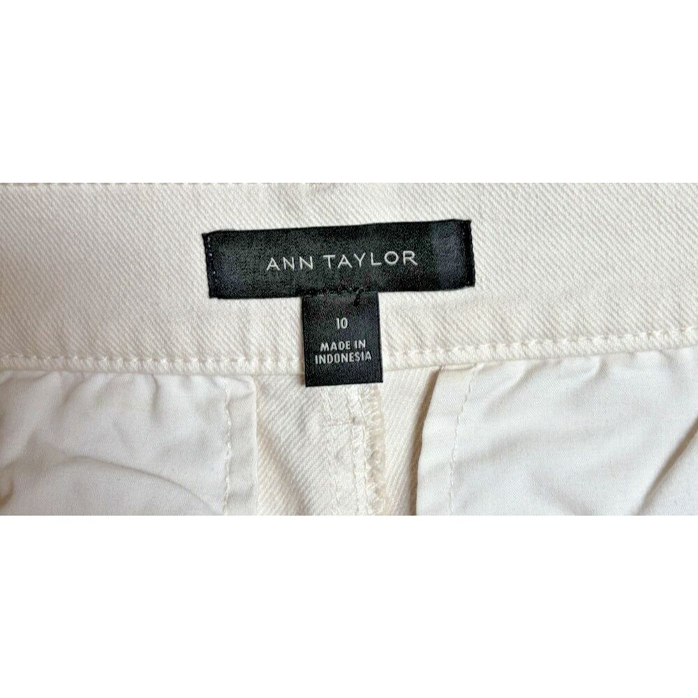 Ann Taylor Wide Leg Hi Rise Cropped Pants Size 10 Ivory Cream Color 30” Waist - Picture 3 of 5